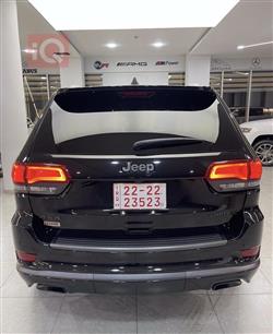 جیپ گراند شیرۆکی